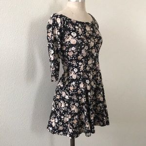 FOREVER 21 FLORAL FLARE DRESS